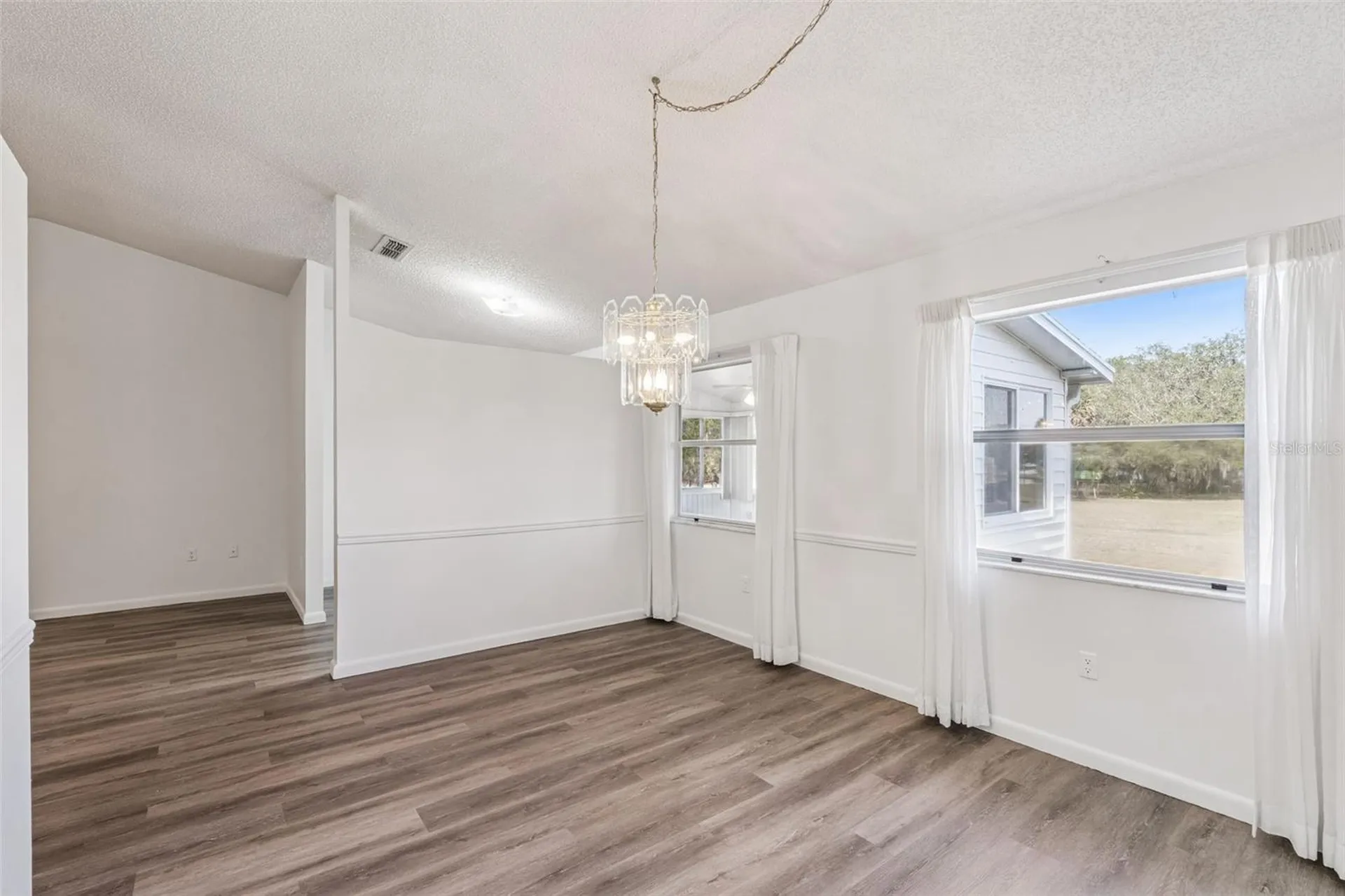 1409 New Abbey Avenue Leesburg FL 34788