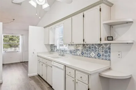 1409 New Abbey Avenue Leesburg FL 34788