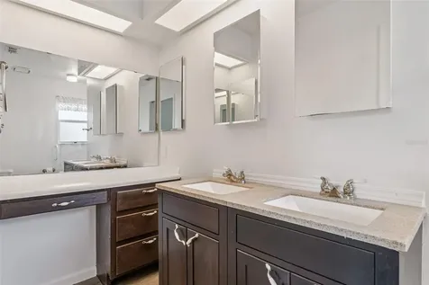 1409 New Abbey Avenue Leesburg FL 34788