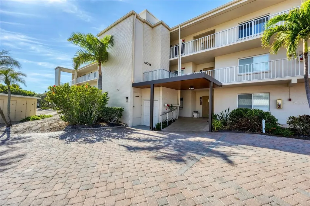 4805 Gulf Of Mexico Drive Longboat Key FL 34228