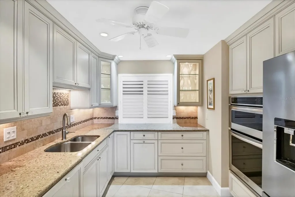 4805 Gulf Of Mexico Drive Longboat Key FL 34228