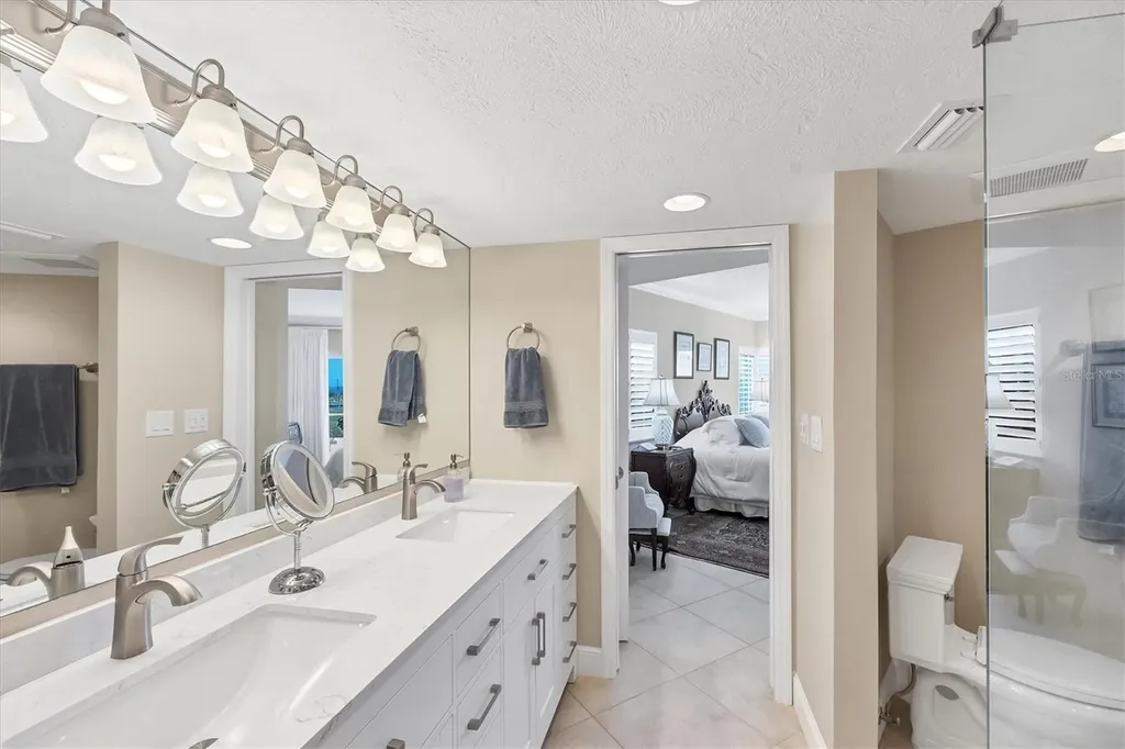 4805 Gulf Of Mexico Drive Longboat Key FL 34228