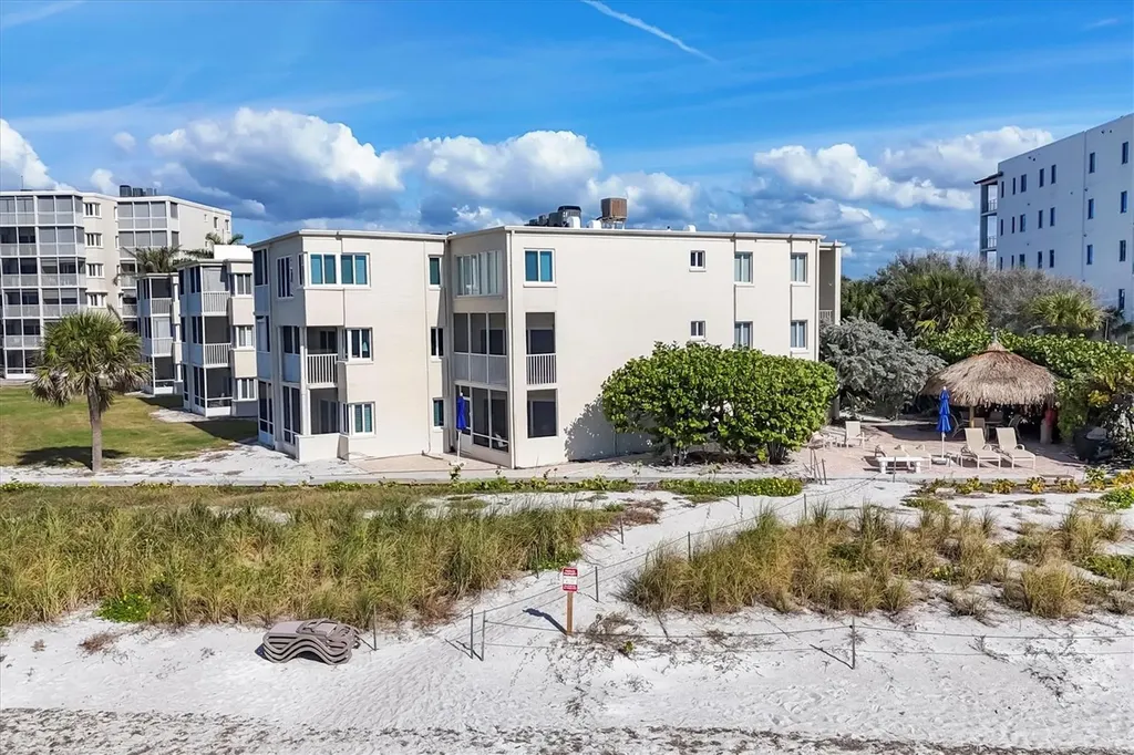 4805 Gulf Of Mexico Drive Longboat Key FL 34228