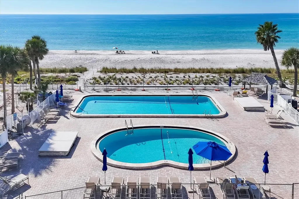 4805 Gulf Of Mexico Drive Longboat Key FL 34228