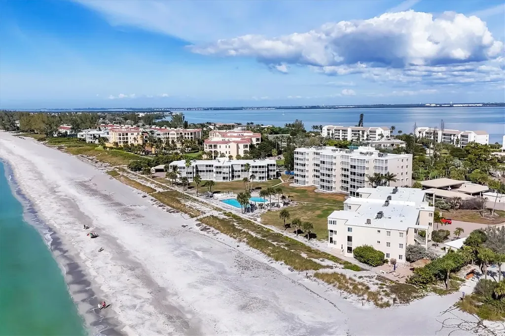 4805 Gulf Of Mexico Drive Longboat Key FL 34228