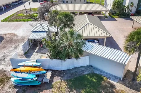 4805 Gulf Of Mexico Drive Longboat Key FL 34228