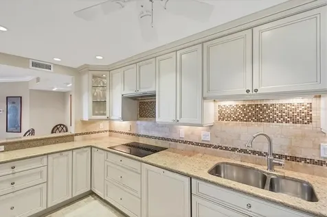 4805 Gulf Of Mexico Drive Longboat Key FL 34228