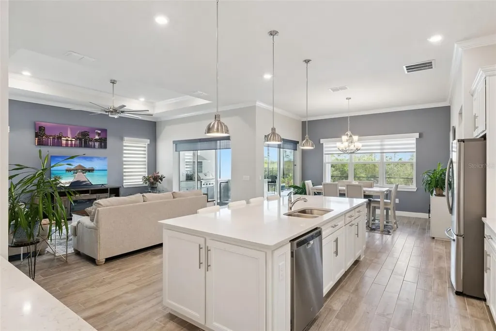 2745 Nature View Road St Cloud FL 34771