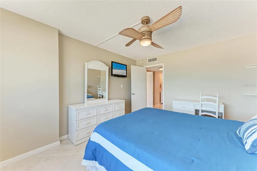 5200 Gulf Drive Holmes Beach FL 34217