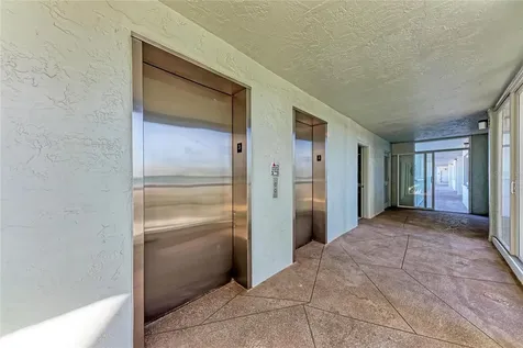5200 Gulf Drive Holmes Beach FL 34217