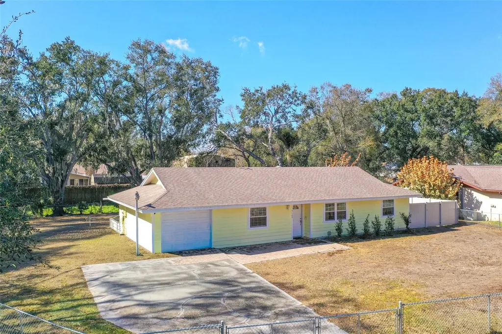 5103 Greenbrook Lane Lakeland FL 33811