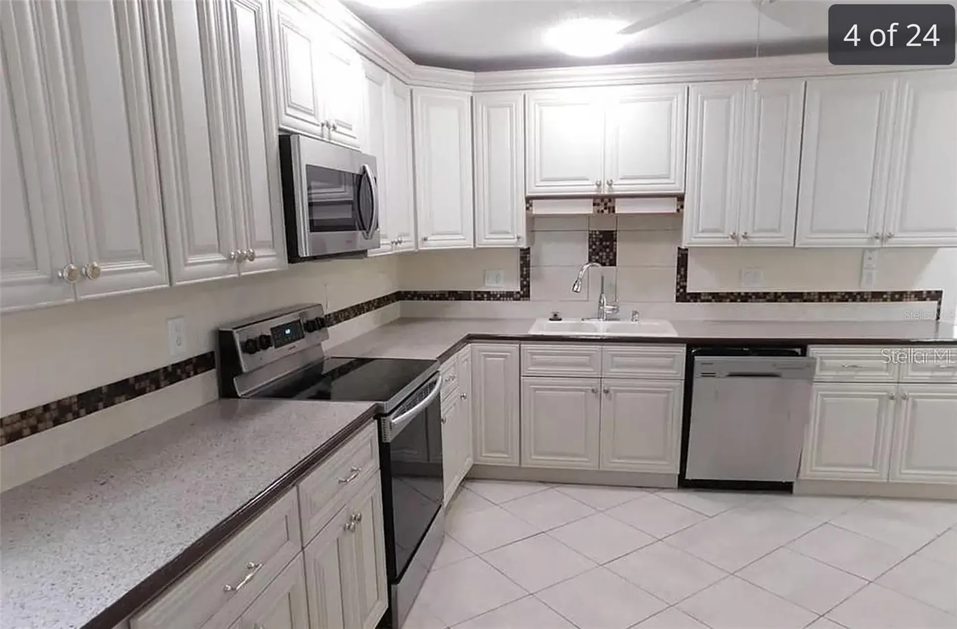 8185 Longbay Boulevard Sarasota FL 34243