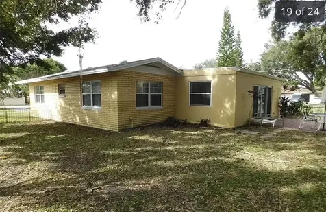 8185 Longbay Boulevard Sarasota FL 34243