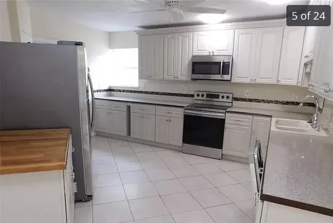 8185 Longbay Boulevard Sarasota FL 34243