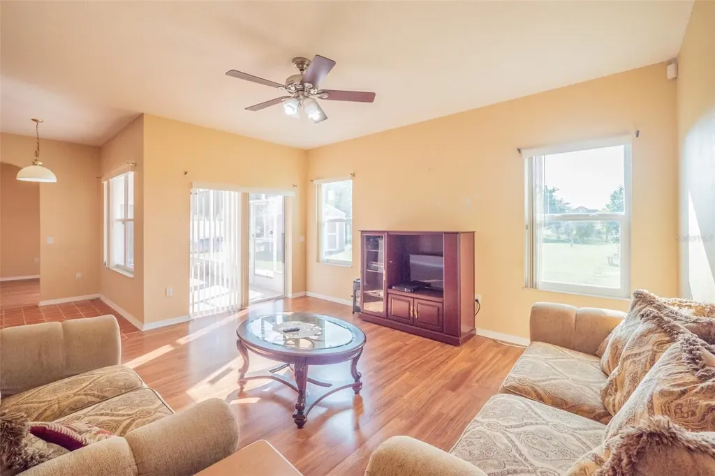 193 Aurelia Court Kissimmee FL 34758