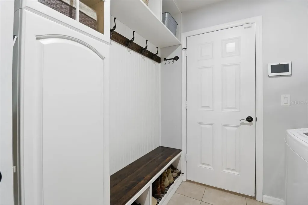 1021 W Champlain Lane Citrus Springs FL 34434