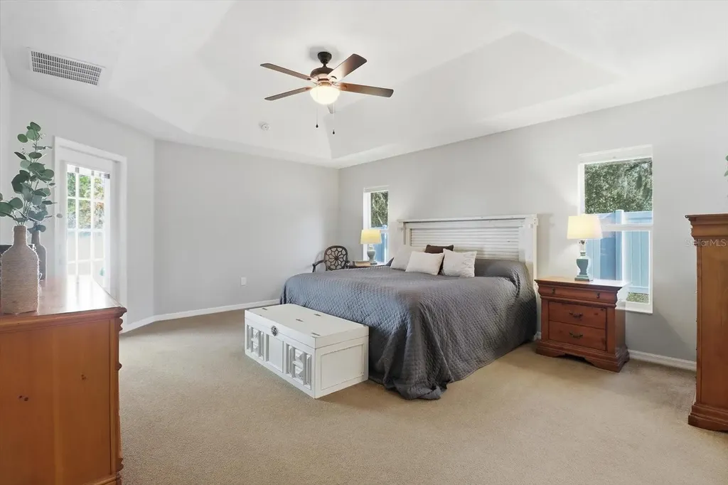 1021 W Champlain Lane Citrus Springs FL 34434