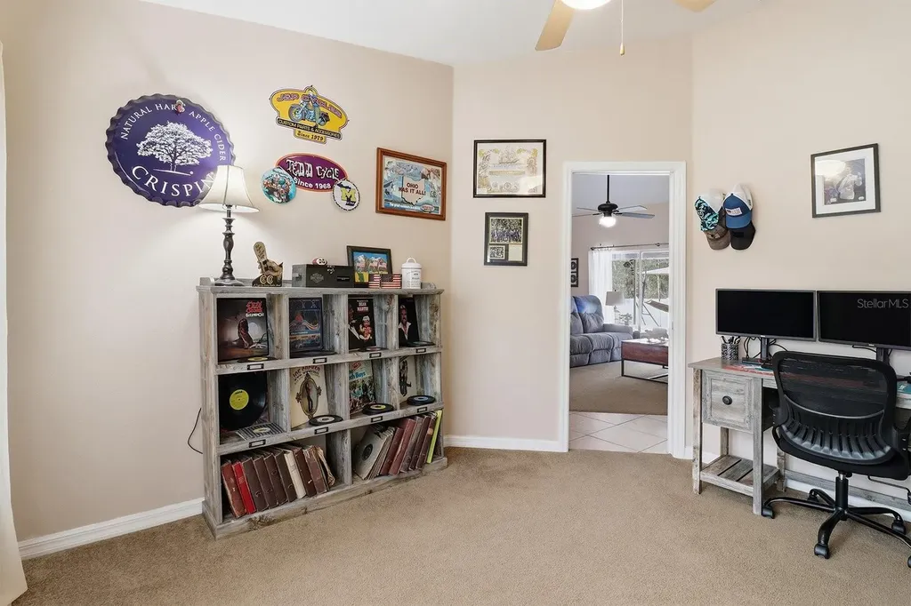 1021 W Champlain Lane Citrus Springs FL 34434