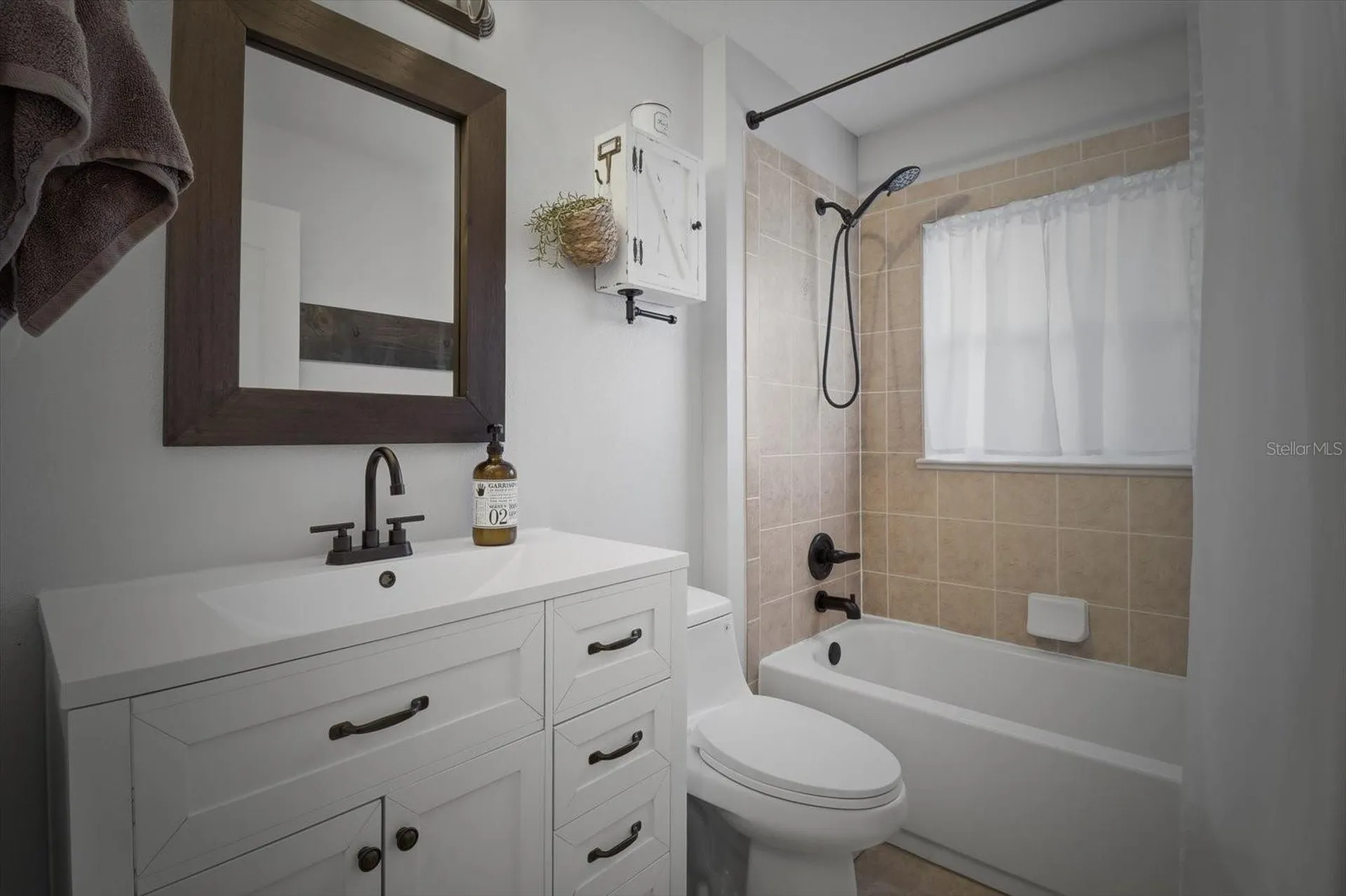 1021 W Champlain Lane Citrus Springs FL 34434