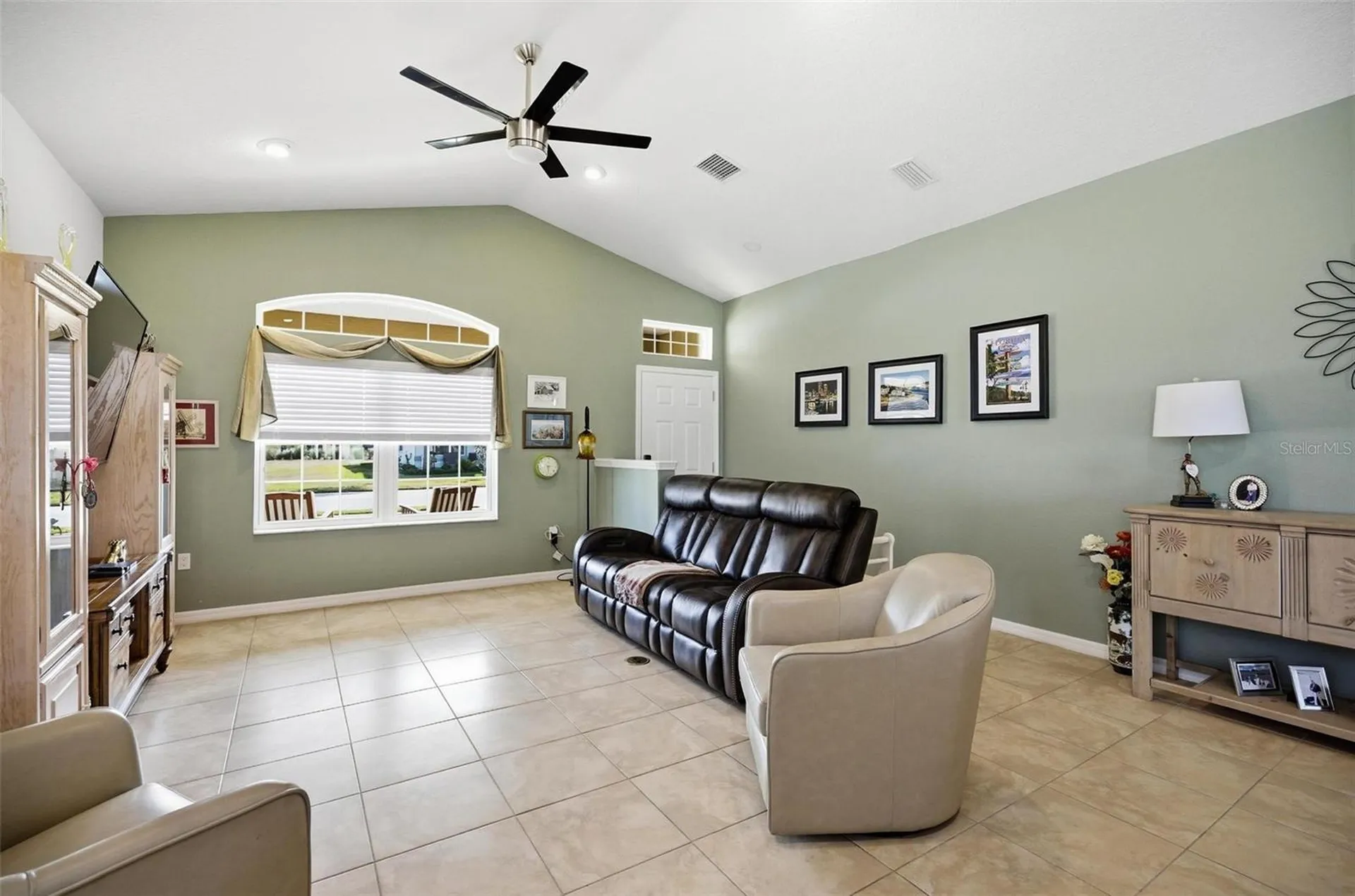 2 Tideway Trail Palm Coast FL 32137