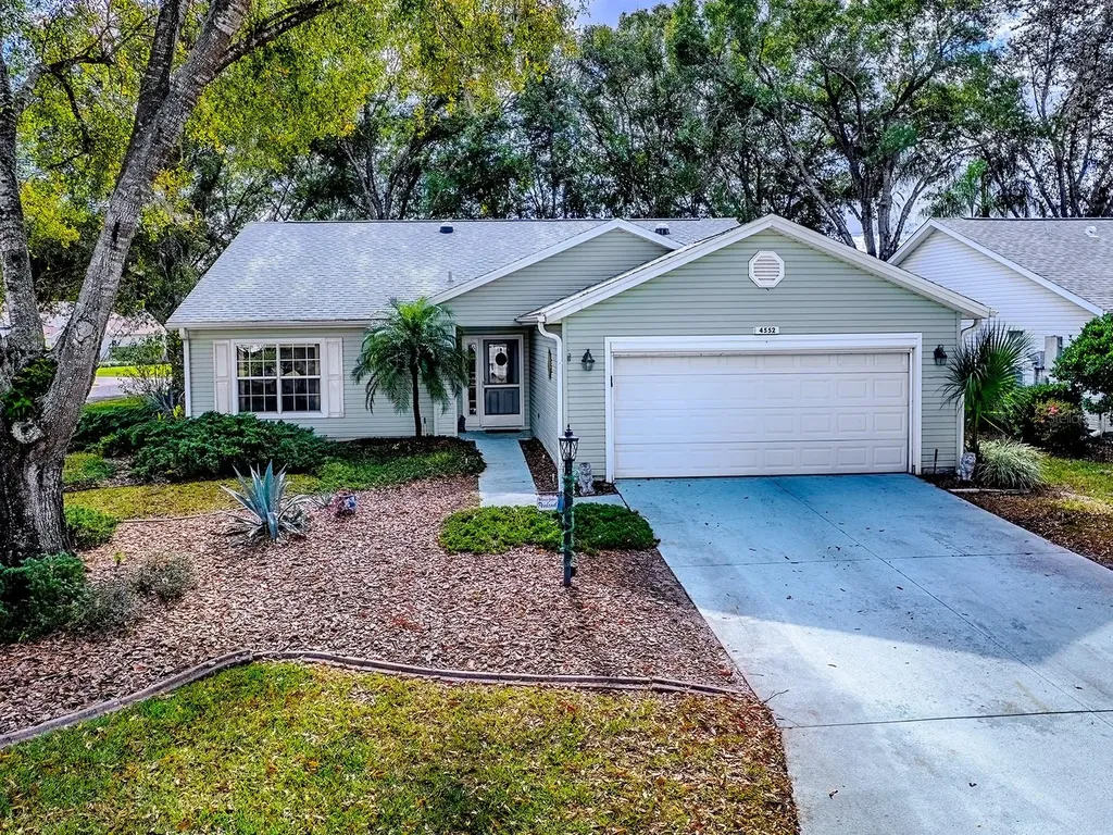 4552 Peach Tree Street Leesburg FL 34748