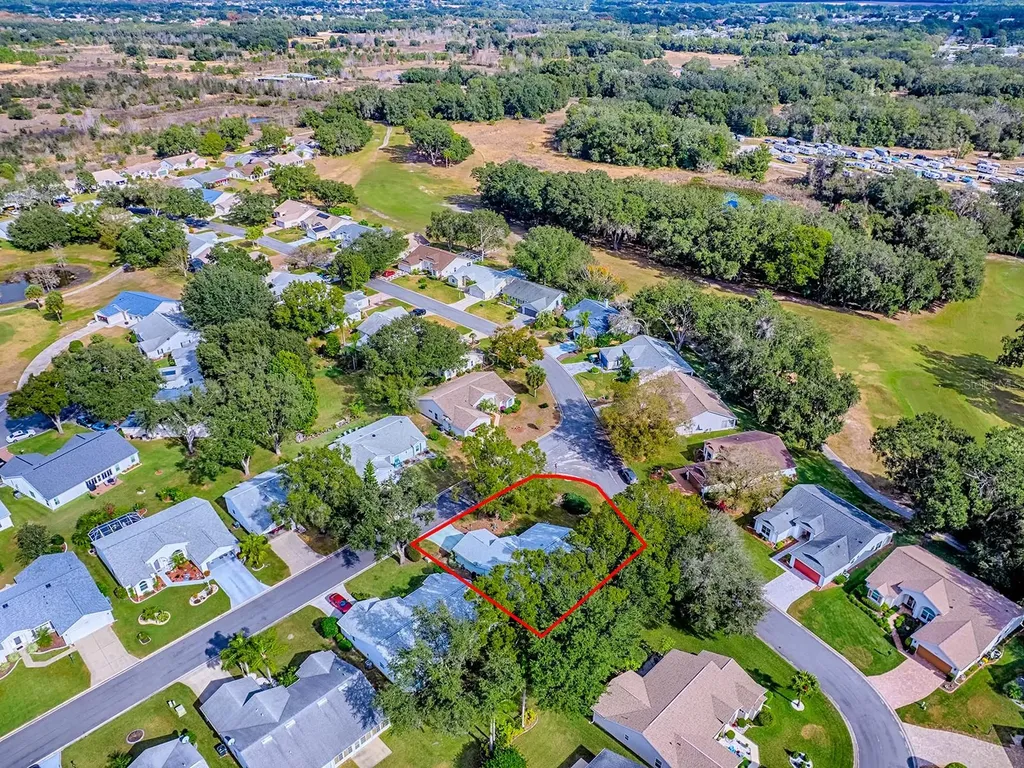 4552 Peach Tree Street Leesburg FL 34748