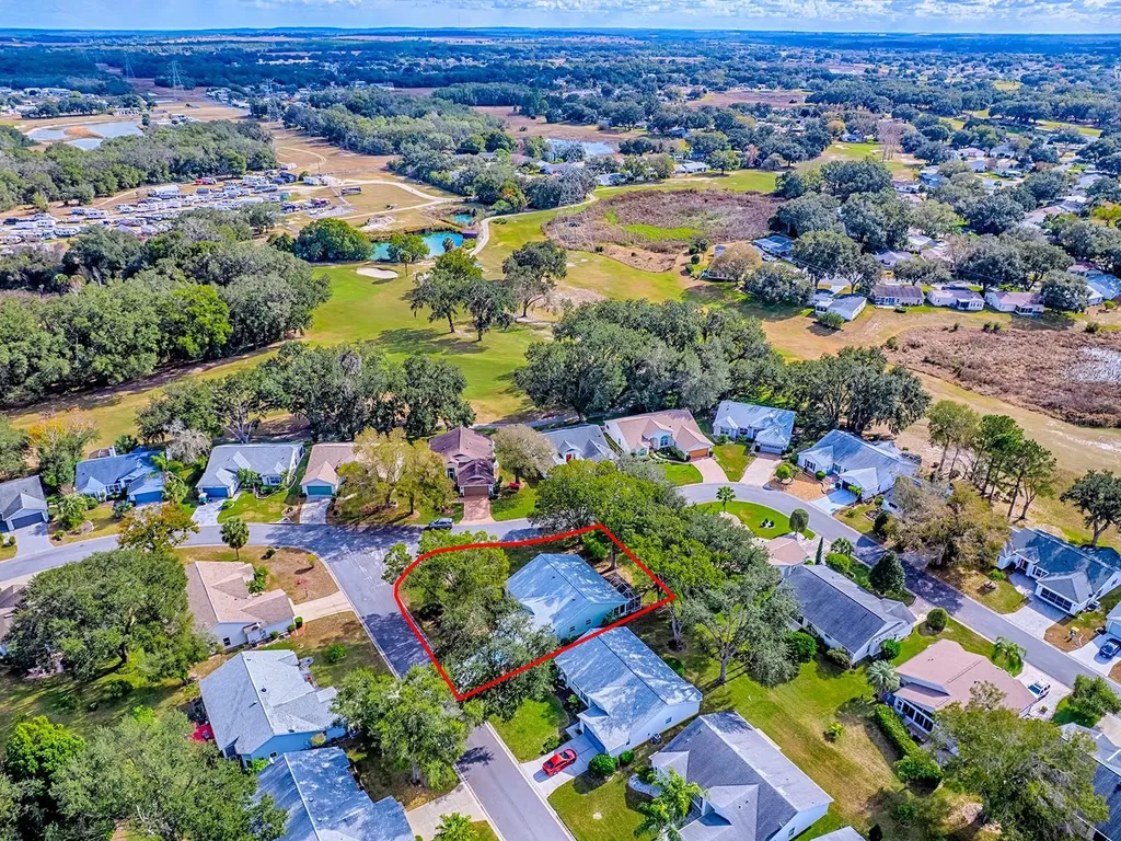 4552 Peach Tree Street Leesburg FL 34748