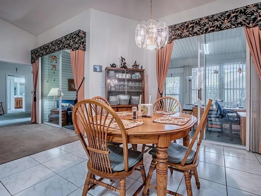 4552 Peach Tree Street Leesburg FL 34748