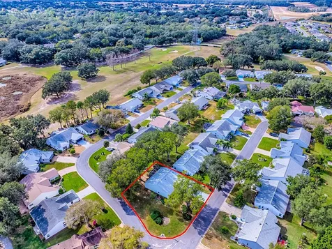 4552 Peach Tree Street Leesburg FL 34748