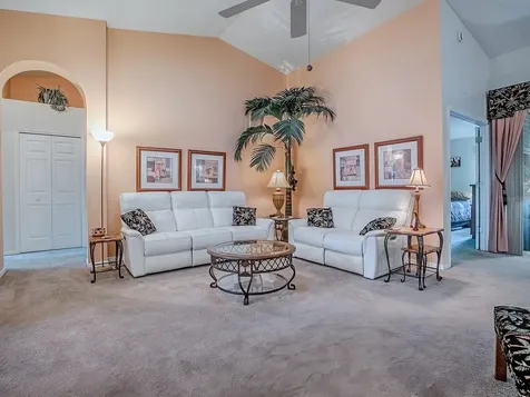 4552 Peach Tree Street Leesburg FL 34748