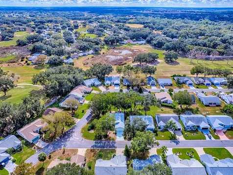 4552 Peach Tree Street Leesburg FL 34748