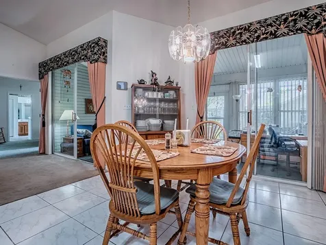 4552 Peach Tree Street Leesburg FL 34748