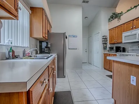 4552 Peach Tree Street Leesburg FL 34748