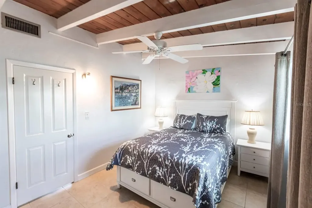 6006 Midnight Pass Road Sarasota FL 34242