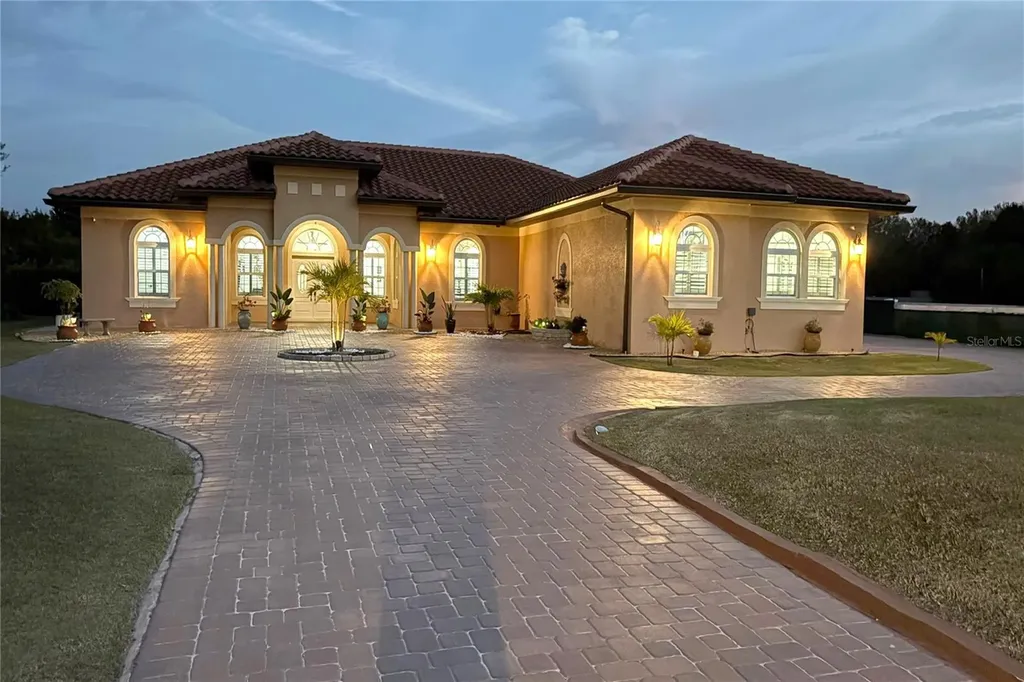 3451 Michigan Avenue St Cloud FL 34769