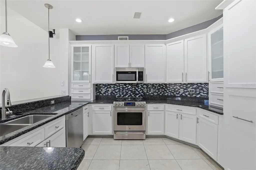 1512 Crooked Stick Drive Valrico FL 33596