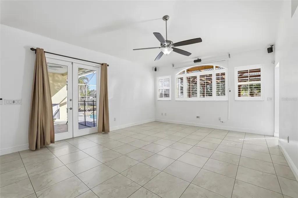 1512 Crooked Stick Drive Valrico FL 33596