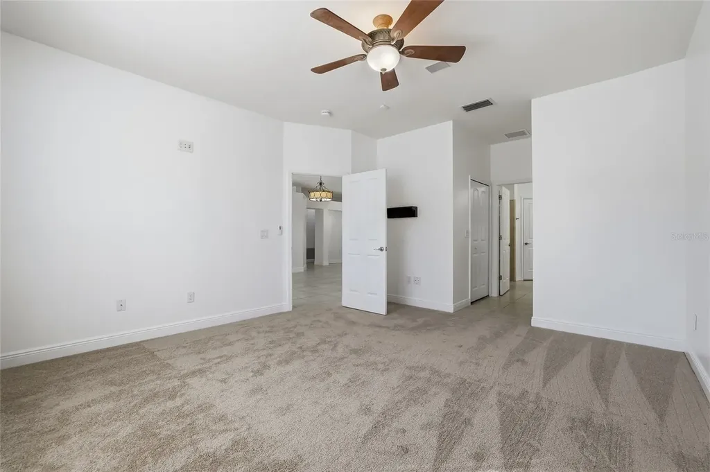 1512 Crooked Stick Drive Valrico FL 33596