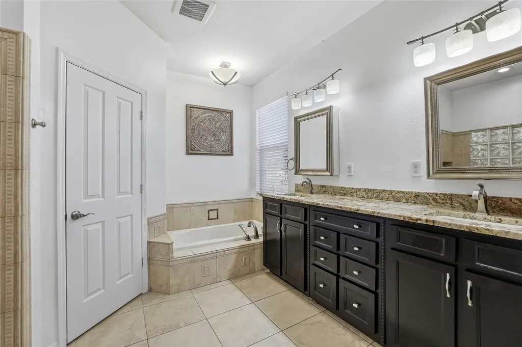 1512 Crooked Stick Drive Valrico FL 33596