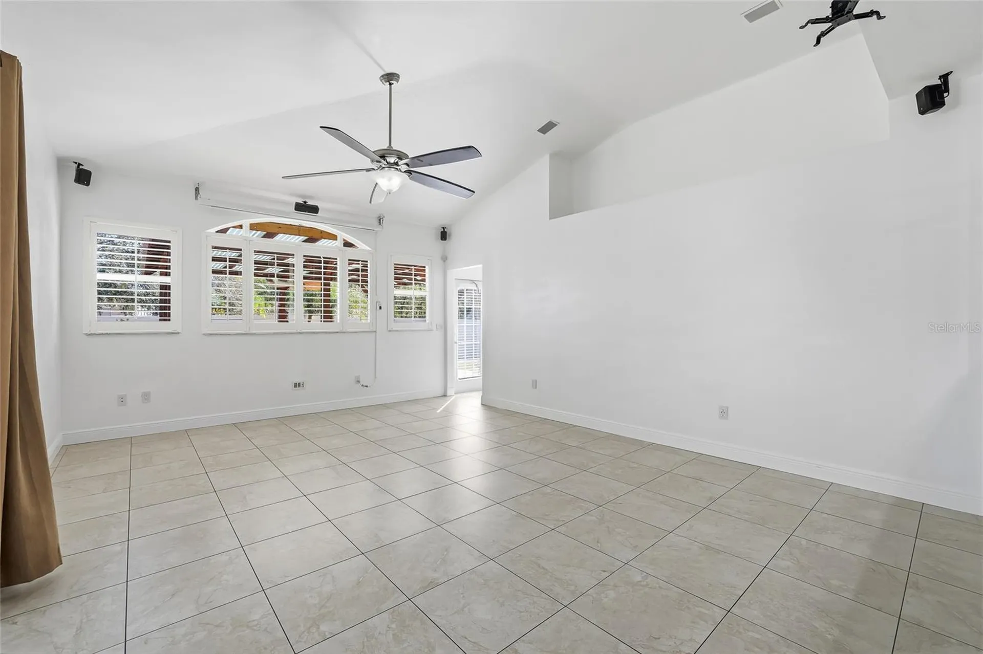 1512 Crooked Stick Drive Valrico FL 33596
