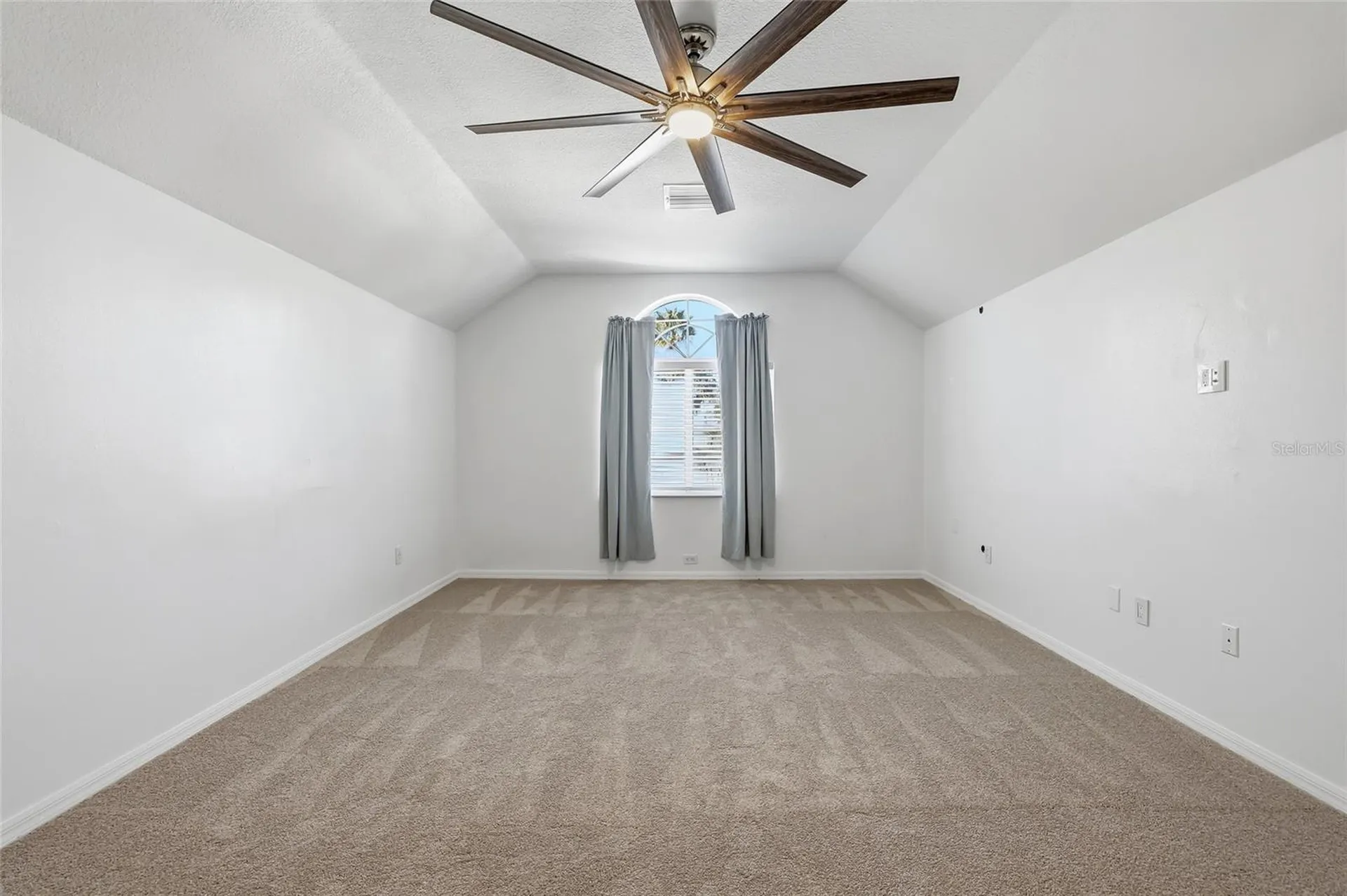 1512 Crooked Stick Drive Valrico FL 33596