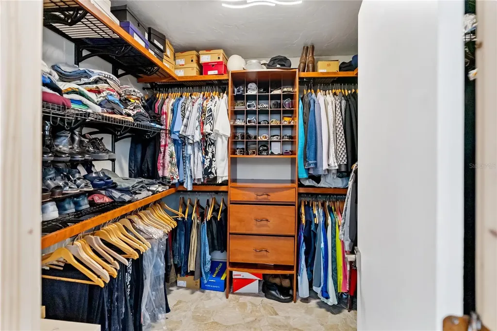 5482 Beneva Woods Circle Sarasota FL 34233