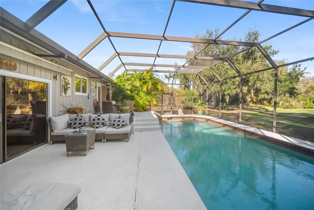5482 Beneva Woods Circle Sarasota FL 34233