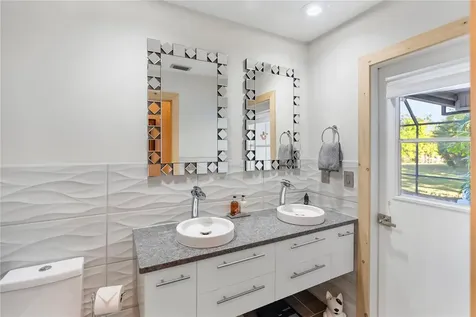 5482 Beneva Woods Circle Sarasota FL 34233