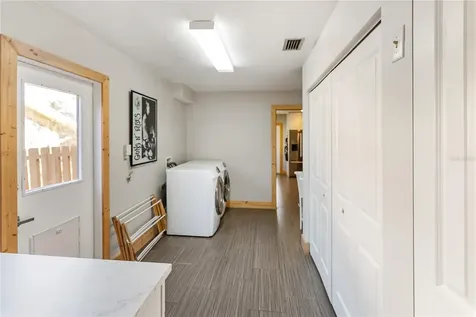 5482 Beneva Woods Circle Sarasota FL 34233
