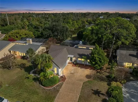 5482 Beneva Woods Circle Sarasota FL 34233