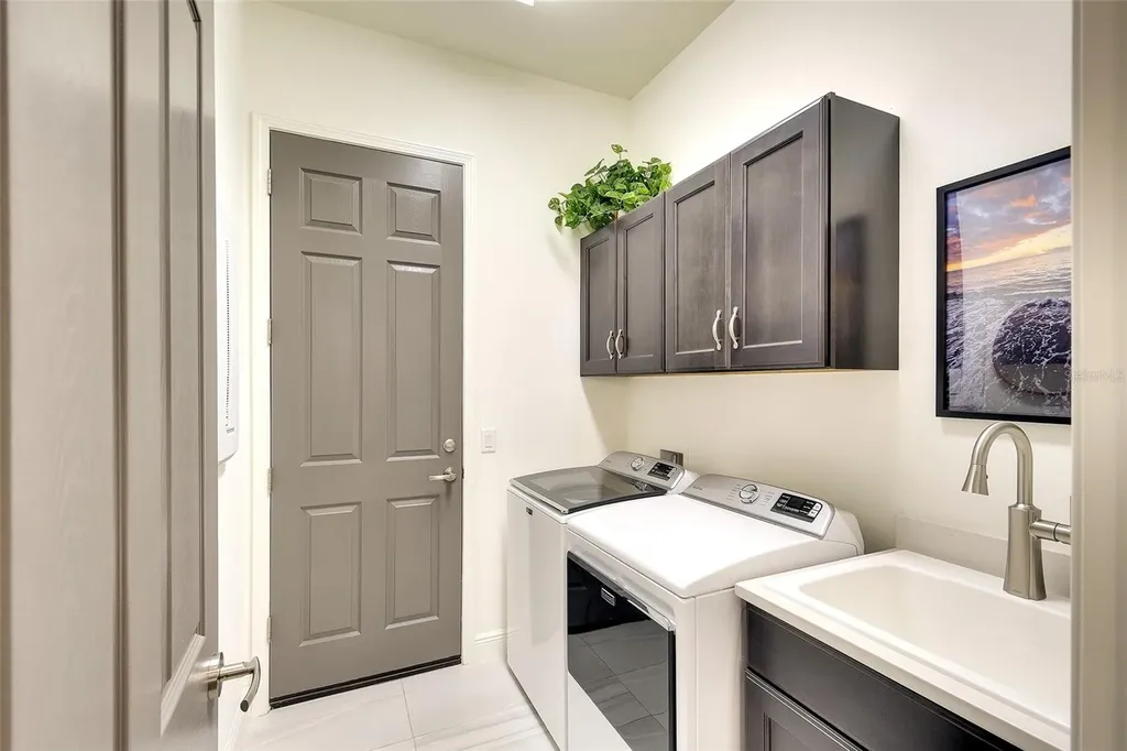 15915 42nd Glen E Parrish FL 34219