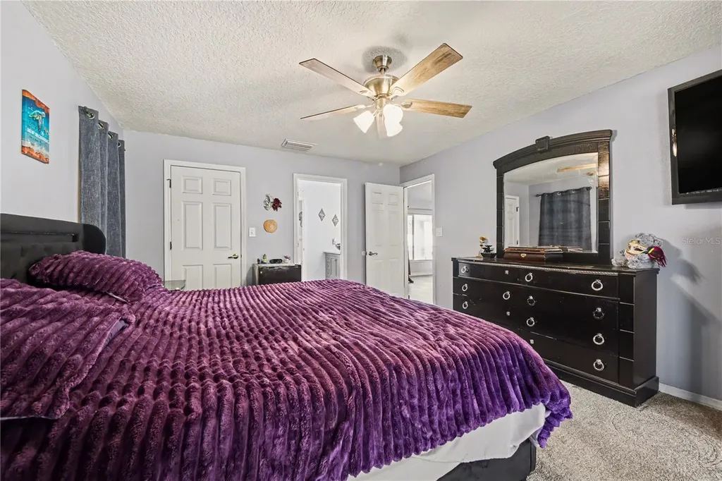 18 Weston Road Leesburg FL 34748