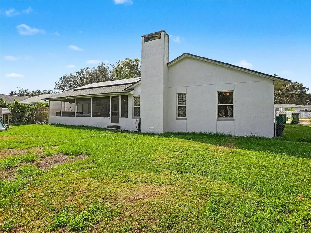 18 Weston Road Leesburg FL 34748