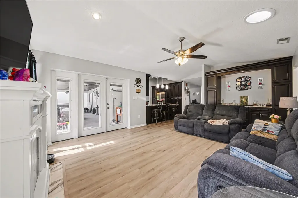 18 Weston Road Leesburg FL 34748